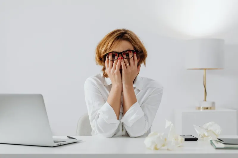 Courses Completed, Career Stalled: How Application-Free Learning Quietly Drains Your Professional Momentum