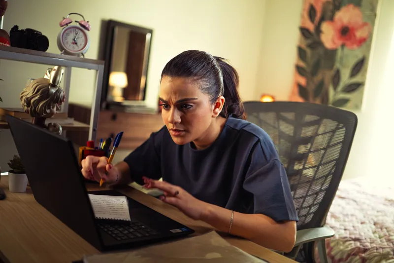 Racing Against Obsolescence: How Mid-Career Professionals Can Learn Smarter When There Is Never Enough Time